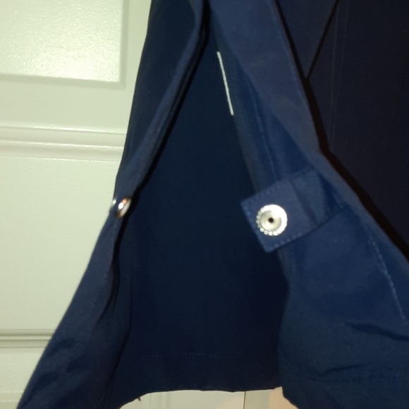 Jacket - Picture 5 of 6